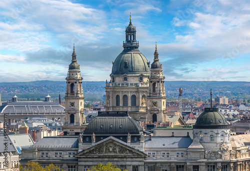 St. Stephen's Basilica in Budapest, Hungary, roman catholic cathedral in honor of Stephen, the first King of Hungary © mitzo_bs