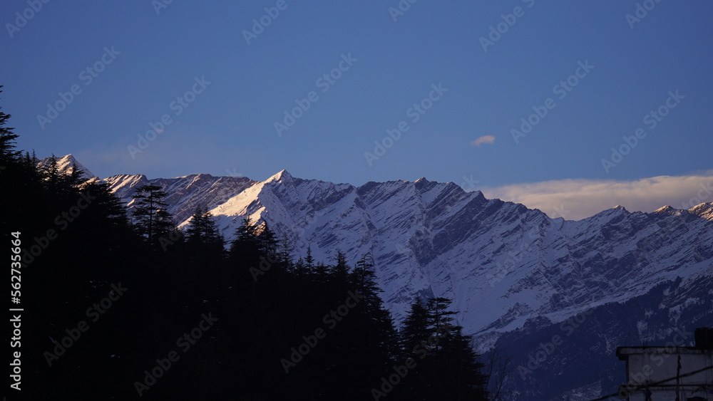 manali mounain view with snow image