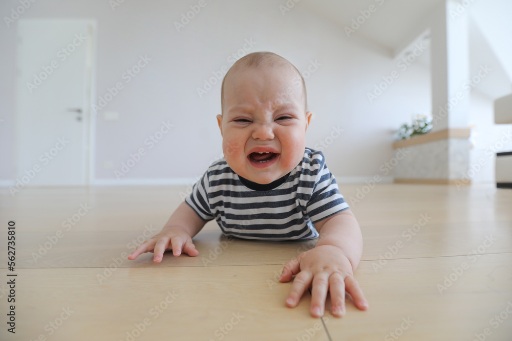 newborn baby crying newborn baby crying