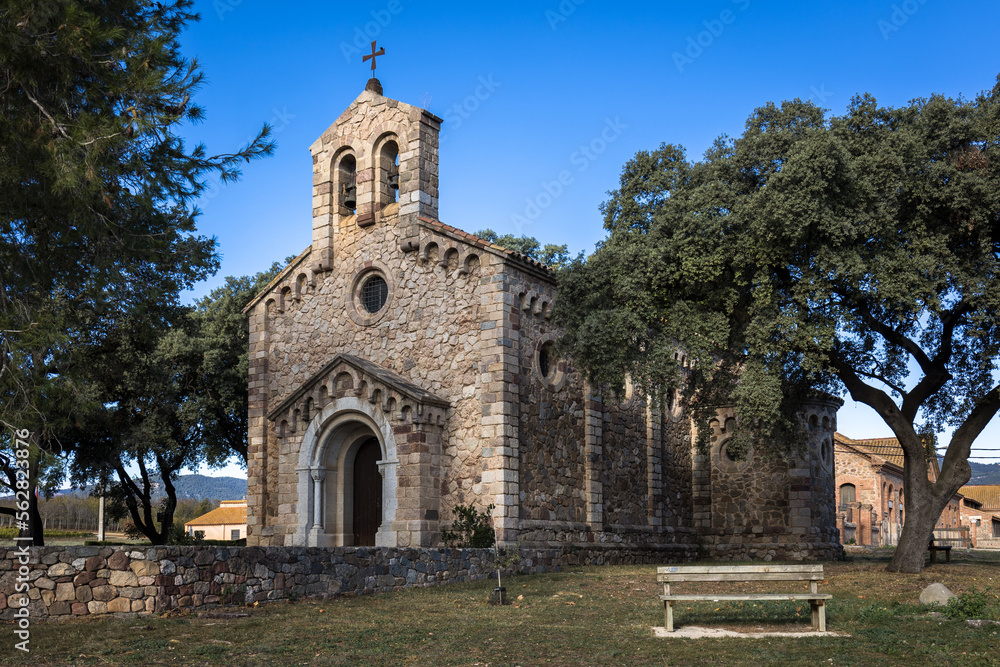 Naklejka premium Old church Ermita de Sant Juliá in Catalonia, Spain.
