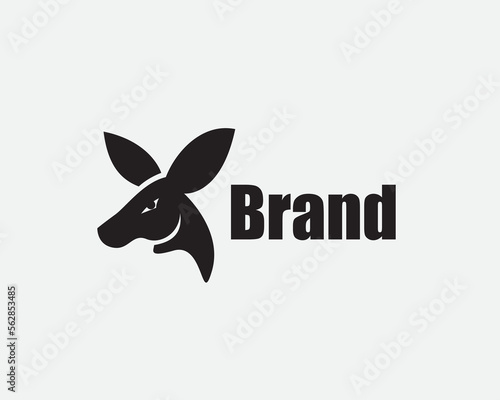 Black white silhouette kangaroo head look back logo icon design template illustration inspiration