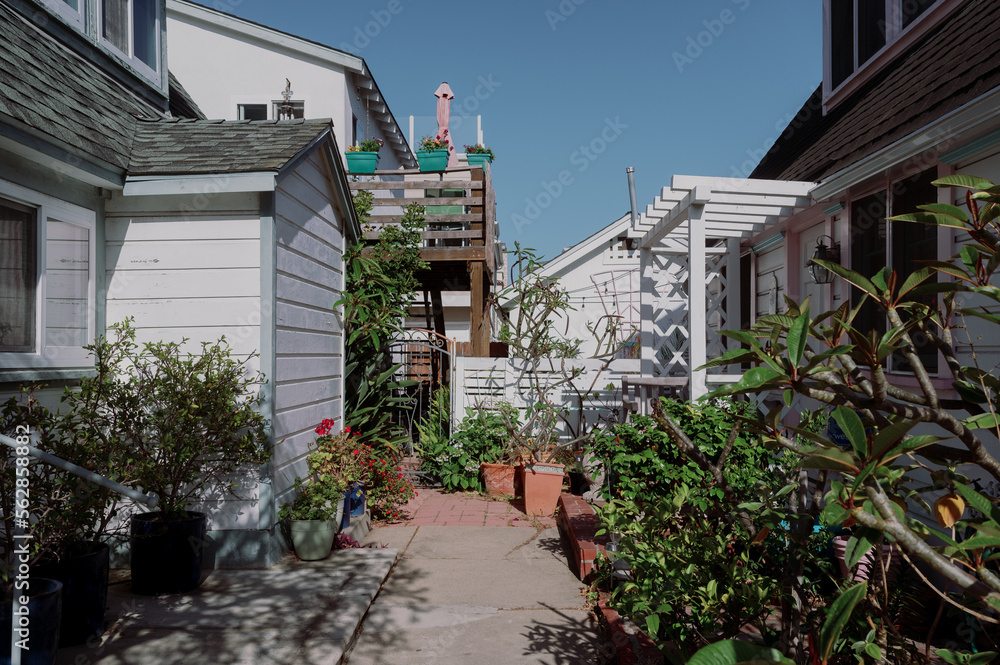 Newport Beach boardwalk home 