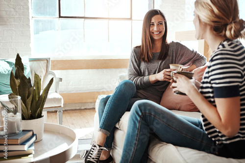 Canvastavla Friends have coffee, women relax and talking, social get together with catch up chat and communication