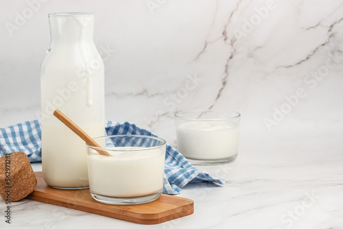 Quadro em tela kefir, buttermilk or yogurt with probiotics Healthy, clean eating