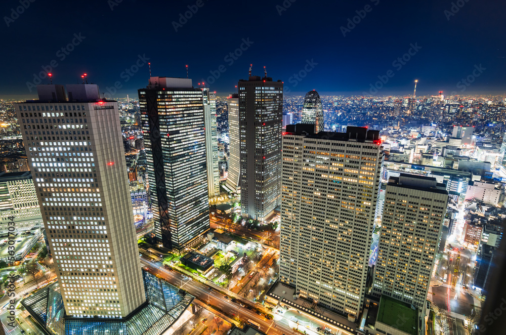 西新宿の高層ビル群 夜景