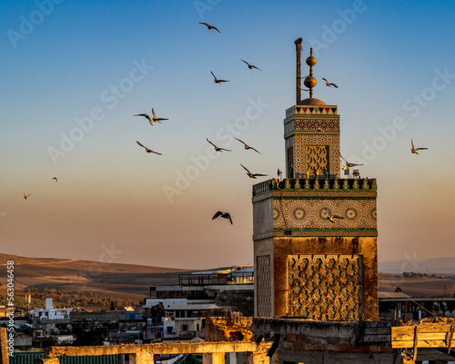 Paseando por el zoco de Fez (Marruecos) © @CMG_IG