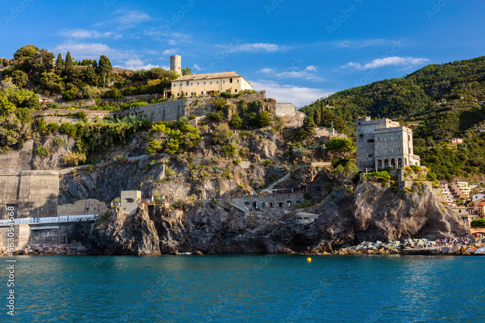 Fototapeta premium Cinque Terre coast with Monterosso al Mare village, Italy