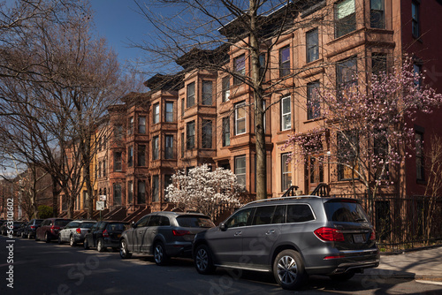 Fototapeta Naklejka Na Ścianę i Meble -  Row of residential buildings in Park Slope, Brooklyn, New York