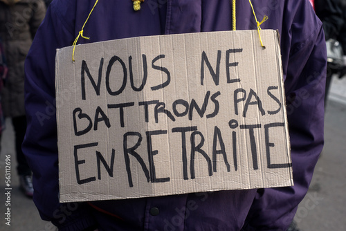 people protesting in the street against the retirement reforms with placard in french : nous ne battrons pas en retraite, in english, we won't retreat © pixarno