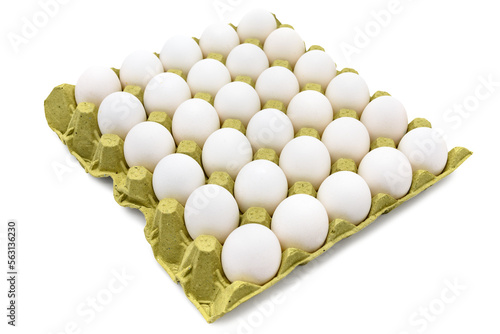Cartela com 30 ovos brancos sobre fundo transparente. Cartela com ovos. photo