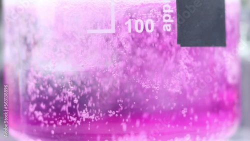 Neutralization of the alkaline solution of soda with formic acid, carbon dioxide releases and the indicator dye phenolphthalein has decolorized.