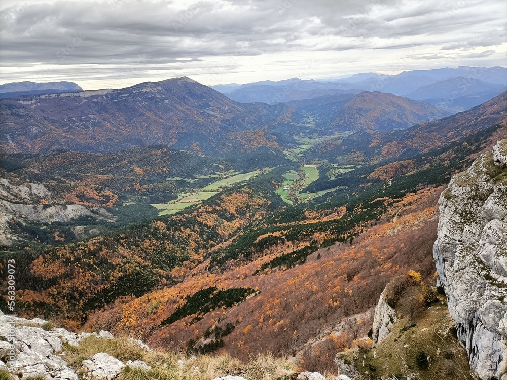 Fototapeta premium Vercors en automne