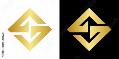 GG Mono gram logo, gold vintage vlack in white backgorund