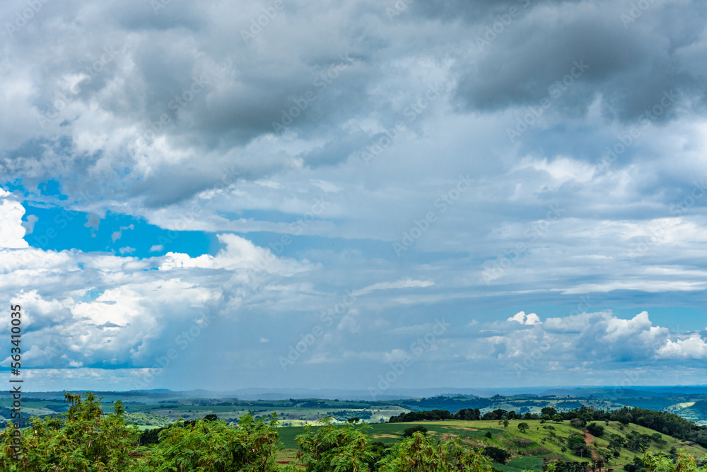 Obraz premium clouds with rain