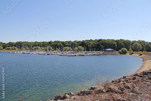 Obraz na płótnie Lake of Der Chantecoq port of Nemours Champagne Grand Est France w salonie