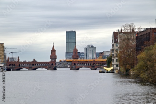 Oberbaumbrücke - Berlin - Hauptstadt - City - Deutschland - Skyline - Germany - Bridge - Travel - High quality photo 