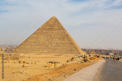 pyramids of giza