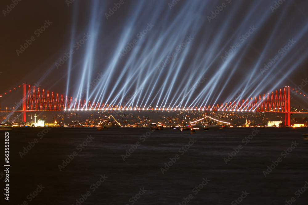 Obraz premium İstanbul and fireworks
