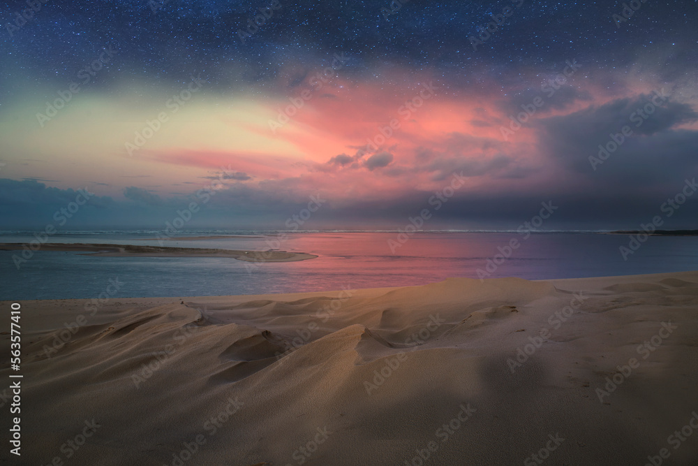 Obraz premium sunset over the sea