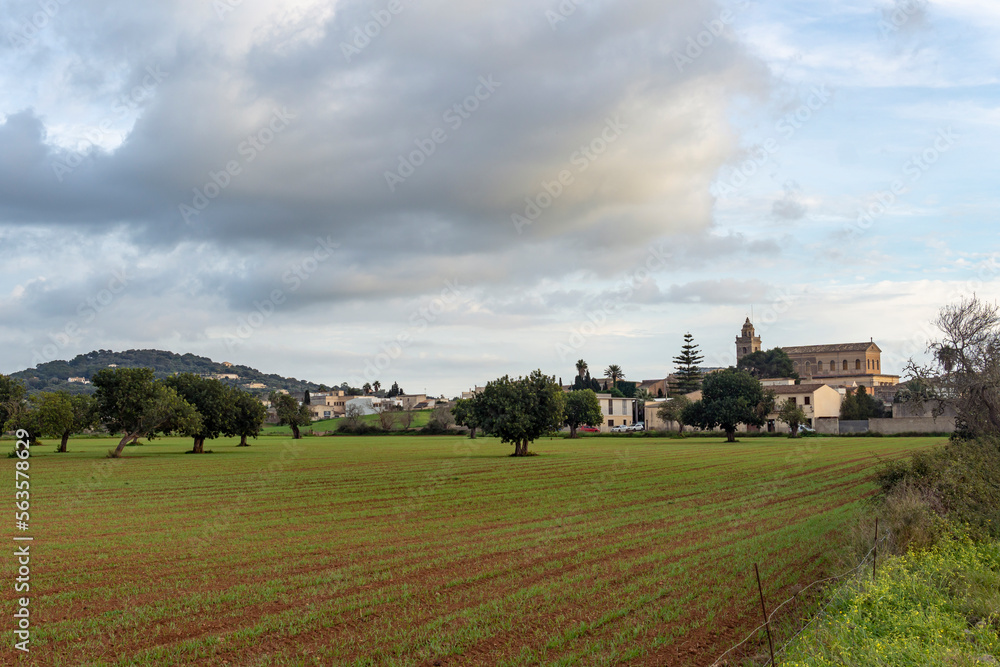 Obraz premium Mallorcan village of Ca's Concos at sunset