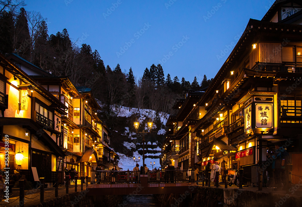 Naklejka premium 銀山温泉