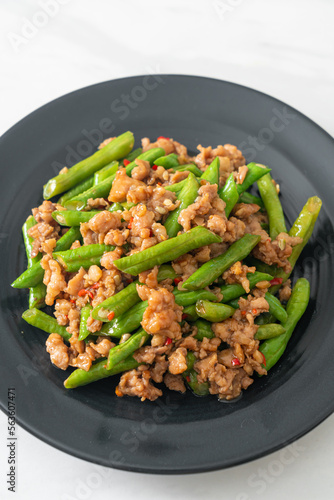 stir-fried french bean or green bean with minced pork