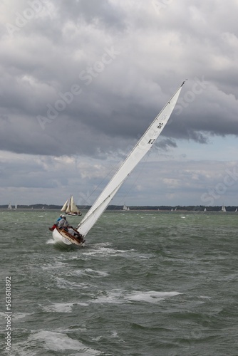 Saiiling on windy day