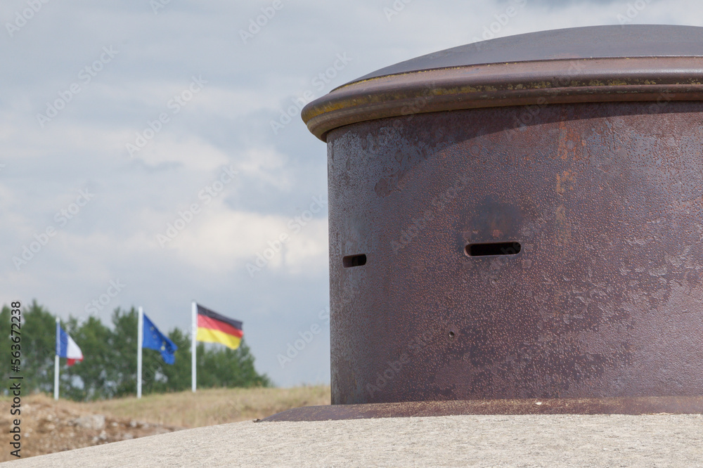 Geschützturm am Fort Douaumont nahe Verdun, Frankreich Geschützturm am Fort Douaumont nahe Verdun, Frankreich