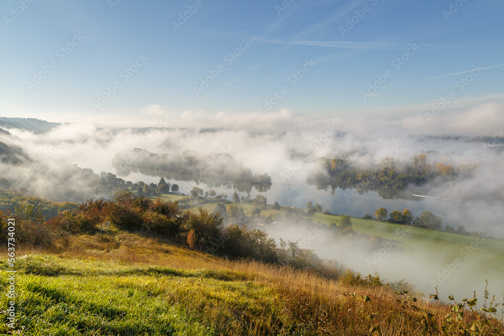 Panorama du Plessis situé sur la colline des Deux Amants, Normandie, France.