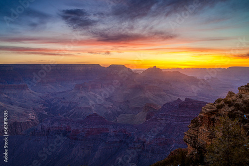 Dawn breaks over the Grand Canyon © Andrew S.