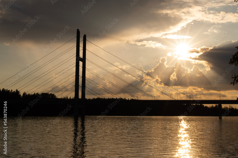 Obraz premium sunset over the river