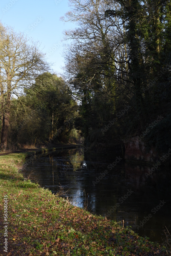 a view of the stourbridge canal to the stewponey for the tow path a view of the stourbridge canal to the stewponey for the tow path