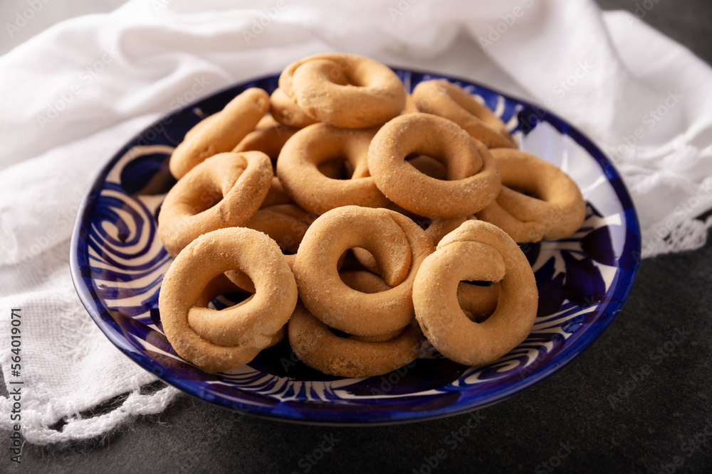 Coricos. Also known as Harinillas de maiz crudo, Tacuarines, Ensecos, Biscochos, Biscochuelos, Coricochis or Pemoles..Mexican cookies made with cornmeal. Coricos. Also known as Harinillas de maiz crudo, Tacuarines, Ensecos, Biscochos, Biscochuelos, Coricochis or Pemoles..Mexican cookies made with cornmeal.