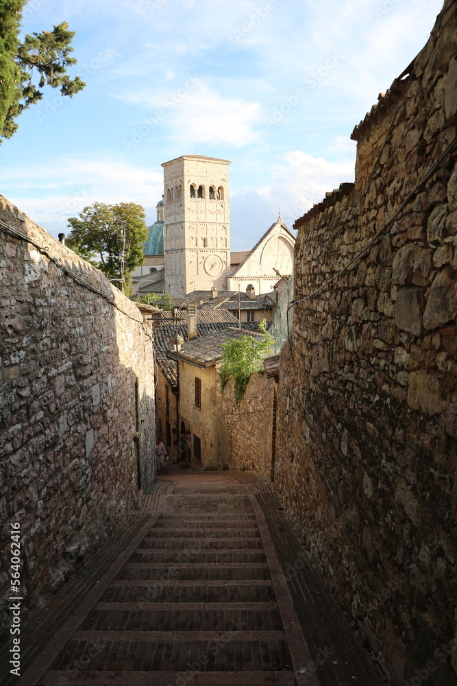 Obraz premium Stairs to Cathedral San Rufino in Assisi, Umbria Italy