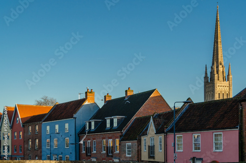 Billede på lærred Riverside view in the old town of Norwick, UK