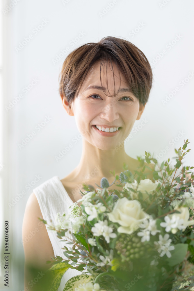 女性