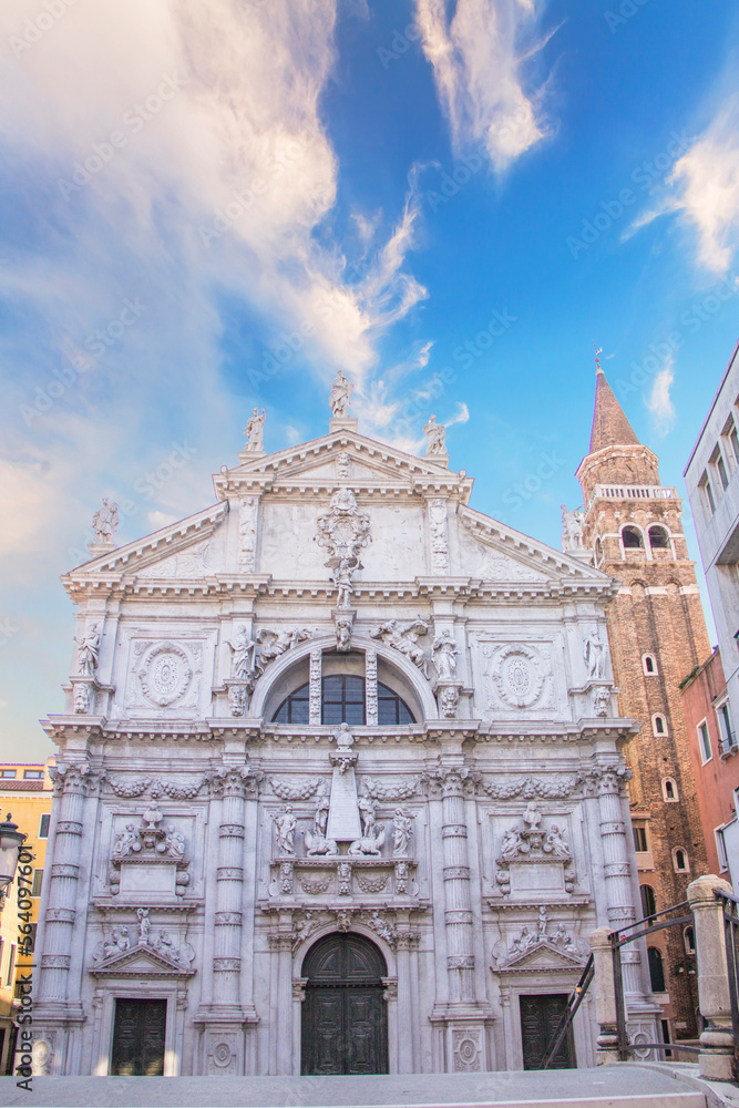 Naklejka premium Beautiful view of Chiesa di San Mois in Venice