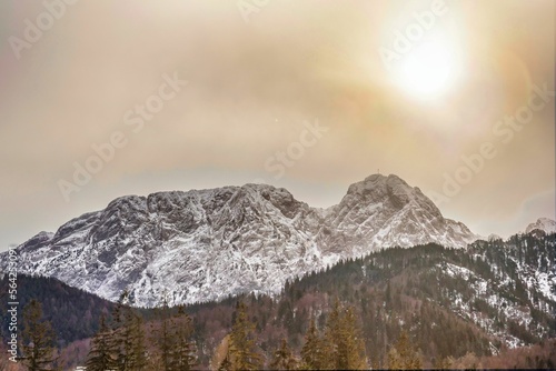 Giewont - Spiący Rycerz w śniegu © adalbertus74