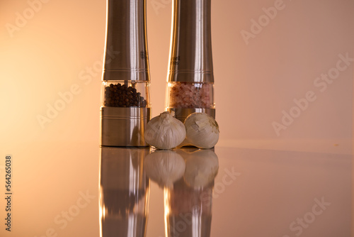 spice grinders with salt, pepper and garlic