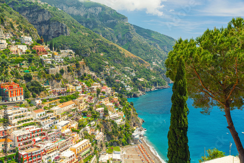 Fototapeta Naklejka Na Ścianę i Meble -  Positano town on Amalfi Coast in Campania, Italy. Popular summer Mediterranean resort and travel destination
