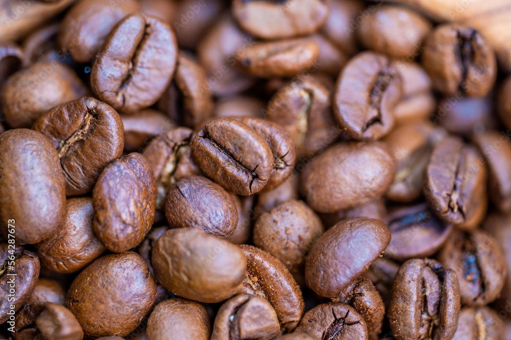 Obraz premium Coffee beans close-up.Macro photo of coffee beans.