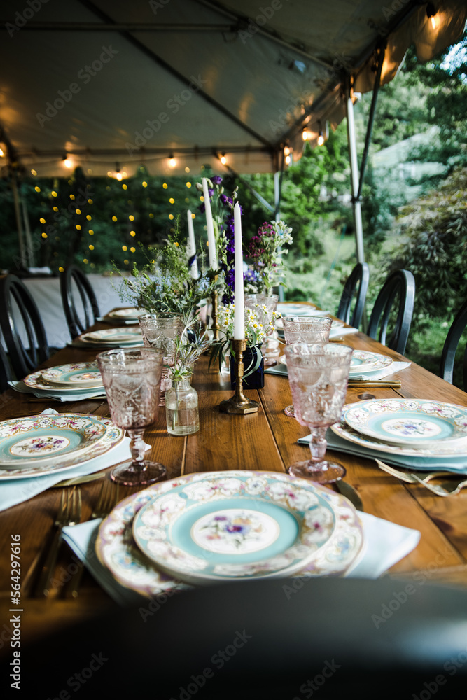 table setting at wedding