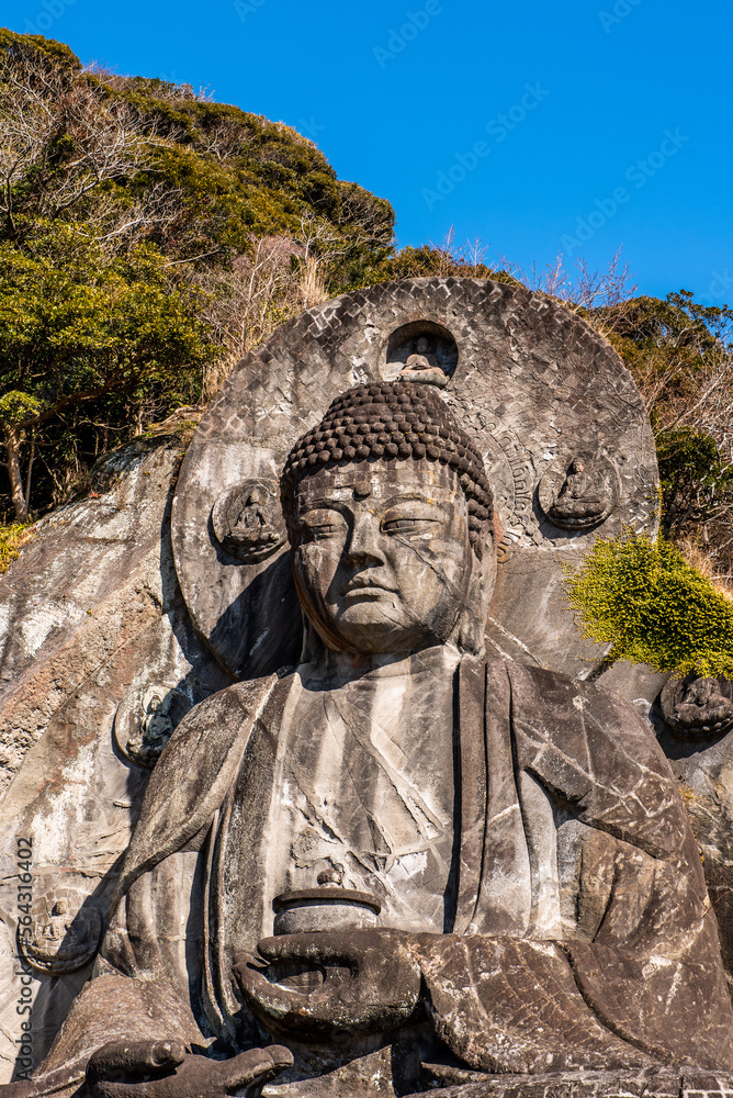 千葉県鋸南町 鋸山日本寺 大仏(薬師瑠璃光如来) 千葉県鋸南町 鋸山日本寺 大仏(薬師瑠璃光如来)