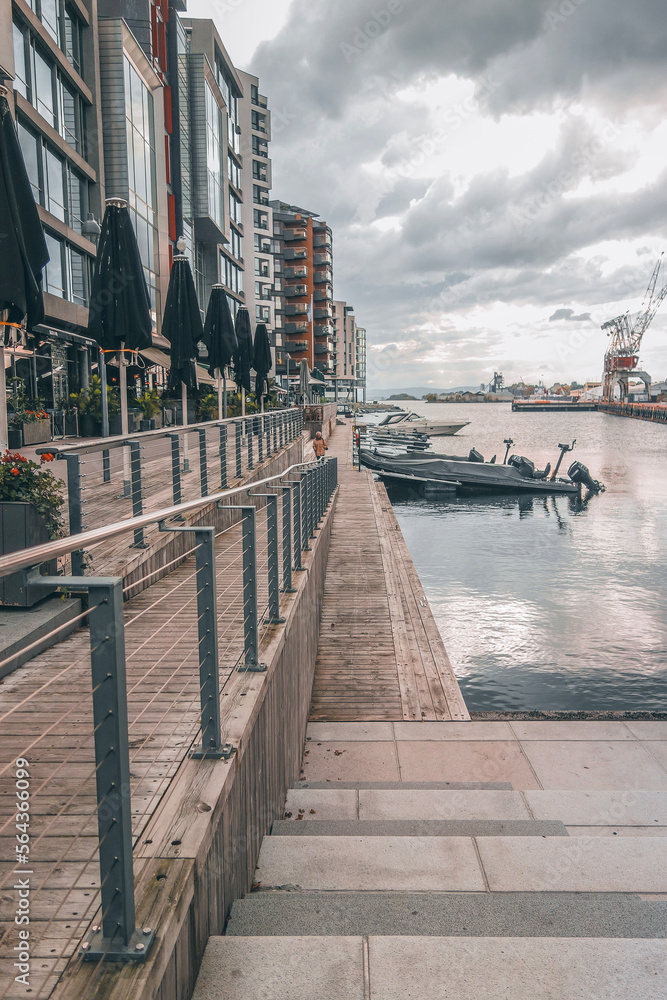 Obraz premium harbor in the city