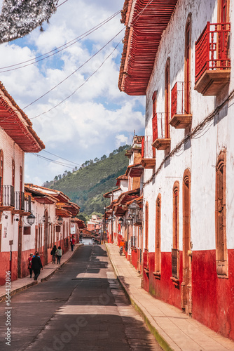 Calles del pueblo mágico de Patzcuaro, Michoacan, México  