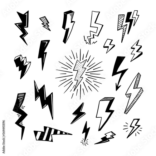 set of hand drawn vector doodle electric lightning bolt symbol sketch illustrations. thunder, vector ilustration