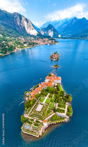 Fotografie Aerial view of Isola Bella, in Isole Borromee archipelago in Lake Maggiore, Ital