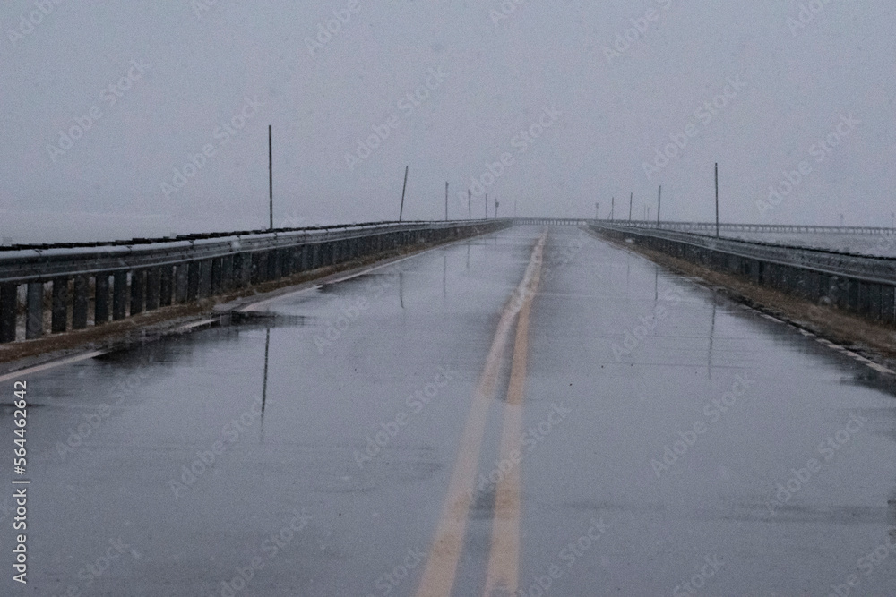 Fototapeta premium wet road ahead