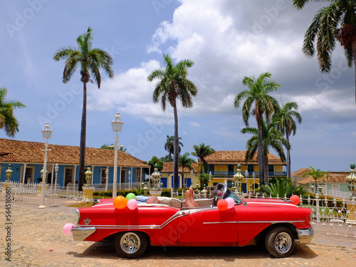 Cuba's vintage car © fridea