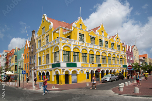 Gebäude auf Curacao (Niederländische Antillen / Karibik) photo